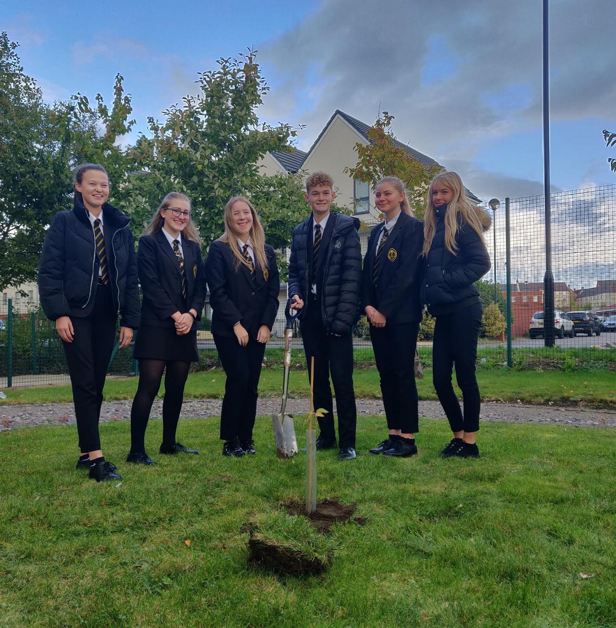 Abbey Park School Take Part In Project And Plants Cherry Tree For