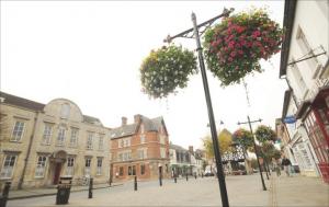 Royal town set to celebrate with street party