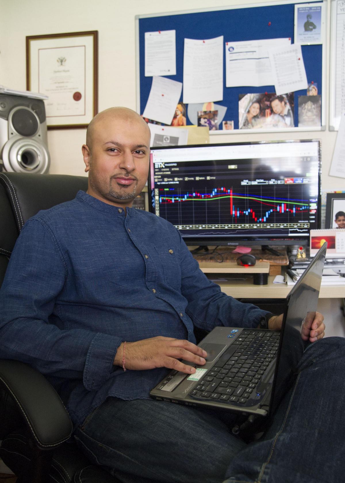 Hip Hop Producer Turned Financial Whizz Wins Award Swindon Advertiser - 