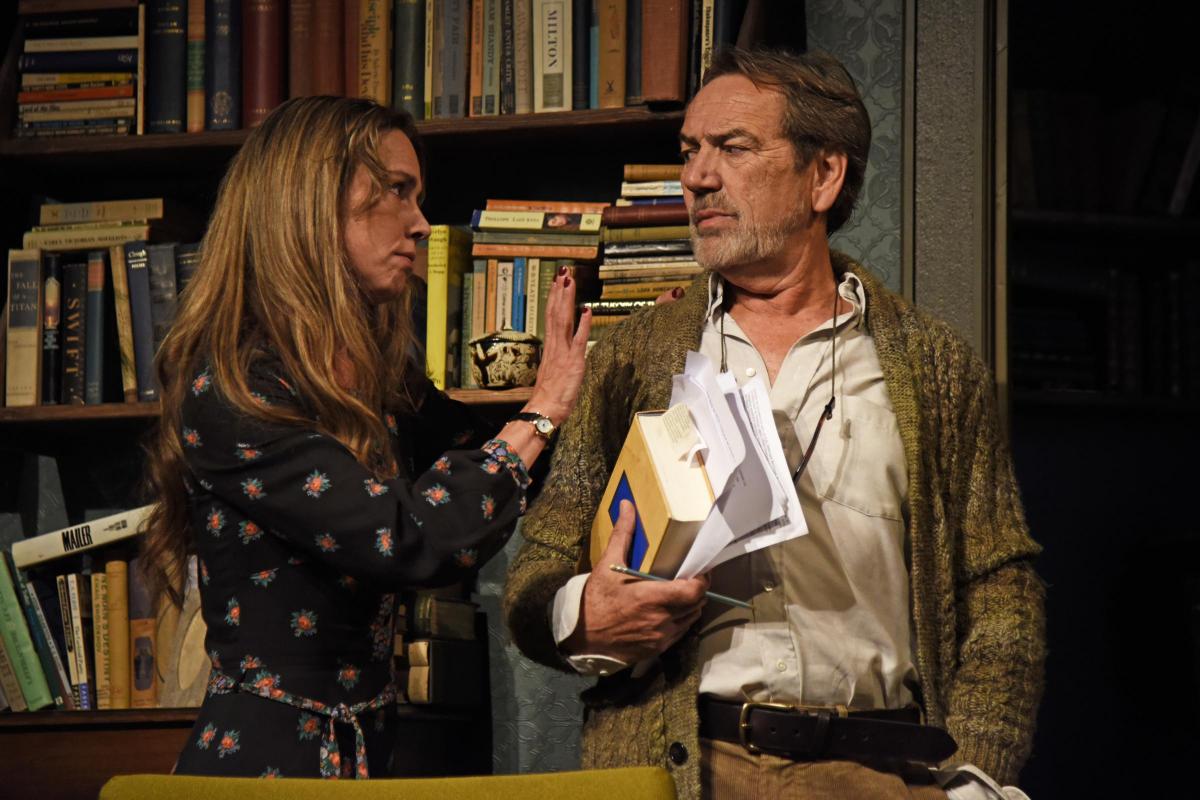 Review In Praise Of Love With Robert Lindsay And Tara Fitzgerald Images, Photos, Reviews